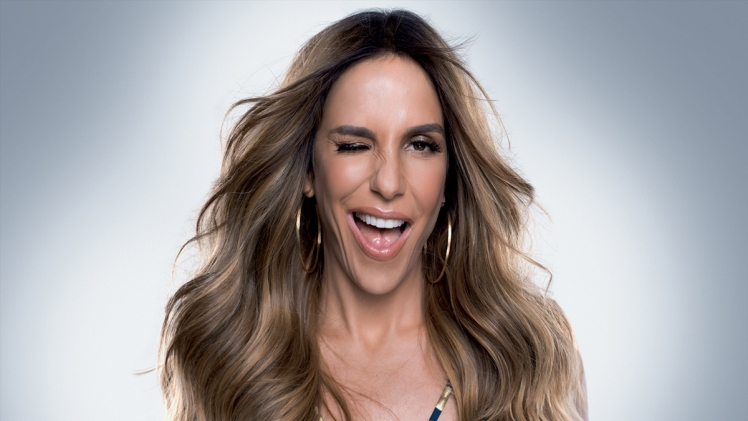 Veveta: Latest Instagram Photos & Videos, Age, Family, Net Worth, and Height Revealed